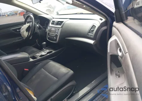 2017 Nissan Altima 2.5 Sr из США, поврежденный, VIN 1N4AL3AP2HC262501